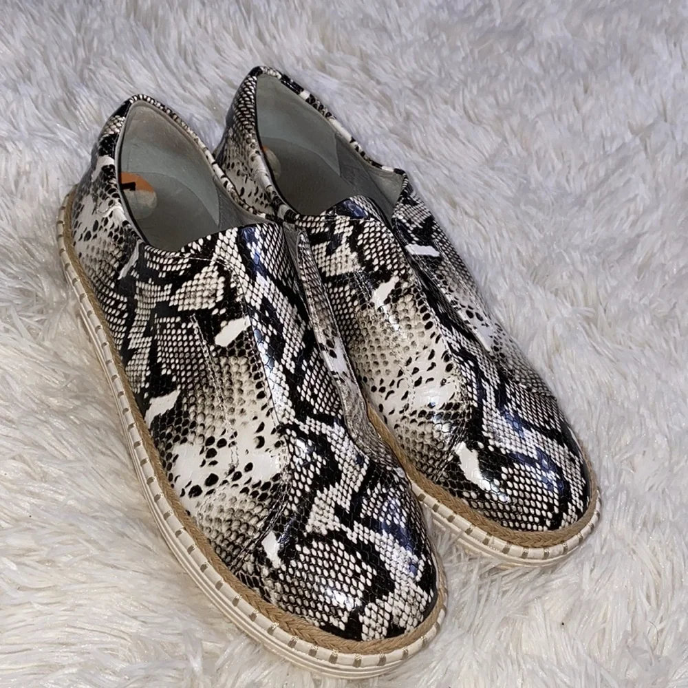 J Slides Black White Python Print Slip On Espadrille Sneakers Size 7